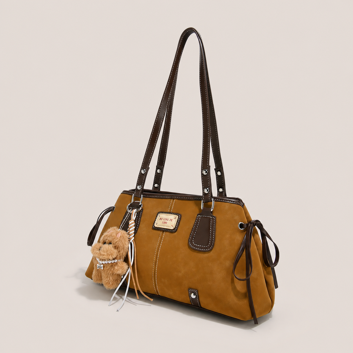 Winnie | Contrast-Stitch Shoulder Bag